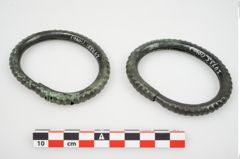Foto von Bronzehohlblecharmringe (NHMW-PRAE-024735)